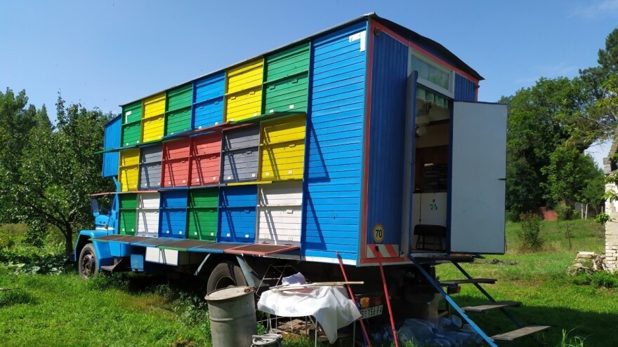 Koje su prednosti selećeg pčelarenja u odnosu na stacionarno?