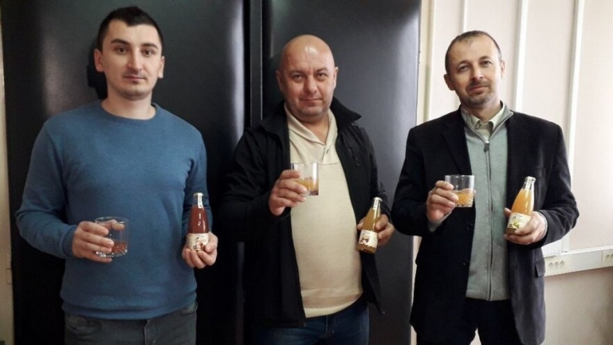 Kooperativa: Na tržište stižu hladno cijeđeni sokovi iz 14 prijedorskih voćnjaka