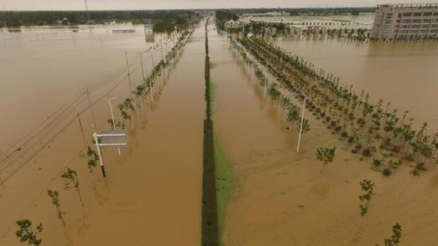 U Kini uništeno tisuće hektara usjeva