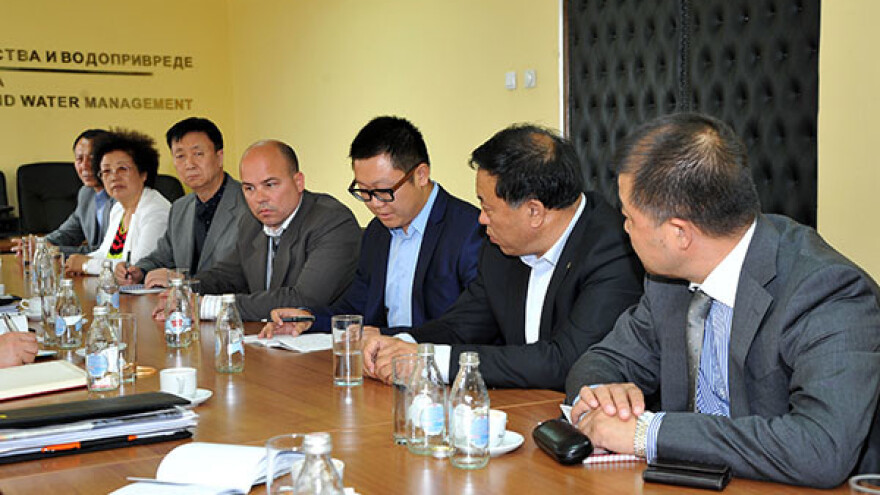 Kinezi žele poljoprivredne kombinate u Srbiji