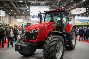 Klaster poljomehanizacije na Međunarodnom sajmu mehanizacije SIMA u Parizu