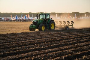 Koji nas John Deere traktori čekaju na FarmShow-u?