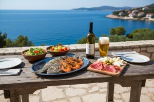 Koliko je domaće hrane na turističkom stolu?
