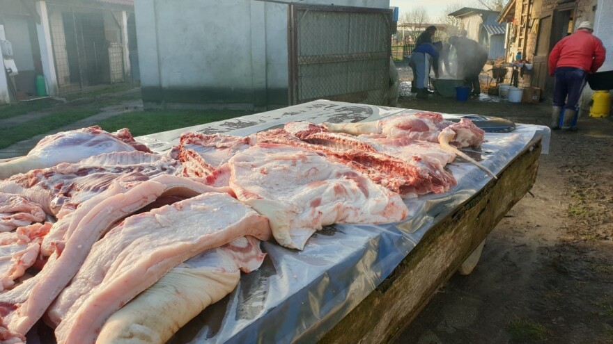 Salamurenje daje šansu za zarazu trihinelom: Koja je preventiva?