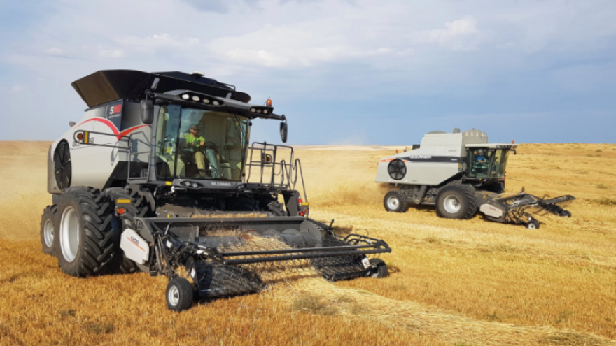 Kombajn kojim se upravlja džojstikom: Veća produktivnost, manji umor poljoprivrednika