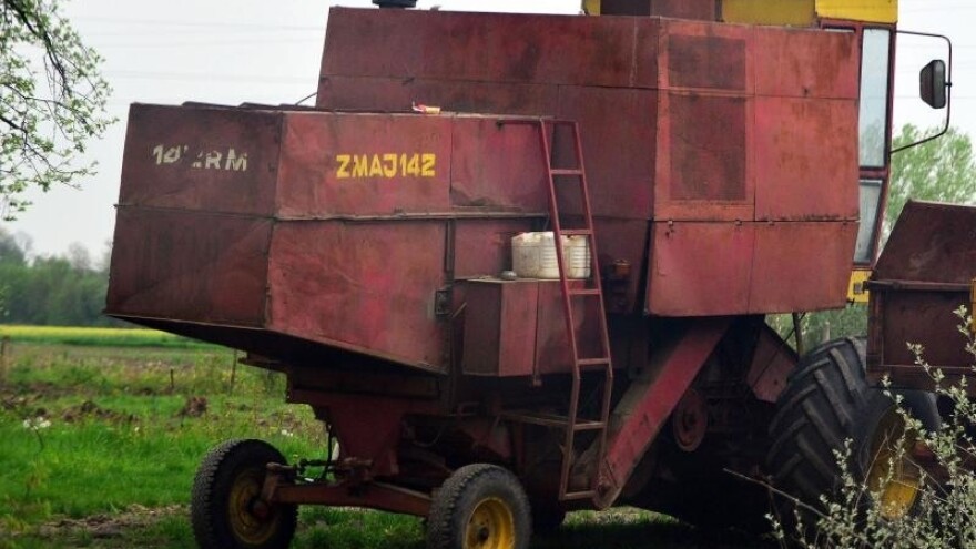 Sa 3,16 promila rušio stupove pa  izgubio kombajn