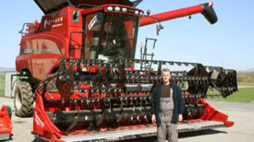 Obitelj Malnar i u kriznim vremenima ulaže u poljomehanizaciju