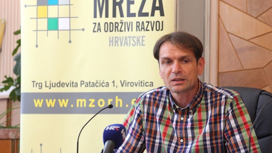 Preusmjeriti HPB na poljobanku!