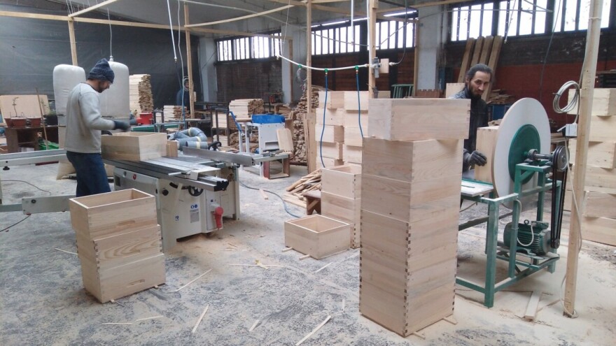 Proizvode 300 košnica mjesečno - planiraju proširiti proizvodnju i zaposliti još radnika