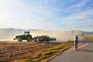 John Deere predvodi TOP10 listu domaćeg tržišta traktora unazad desetljeća