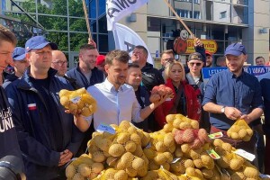 Rat zbog krumpira: Poljski poljoprivrednici osnivaju političku stranku