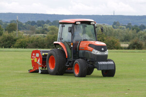 Traktor Kubota L40