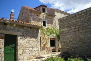 Obnova kamenih kuća novi projekt Dalmacije
