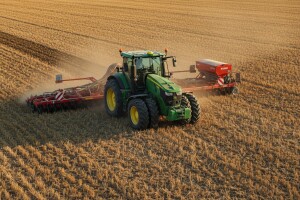 KUHN sijačica i John Deere vrhunski i u najtežim uvjetima