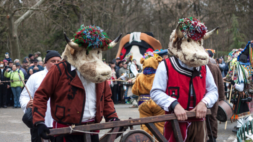 Igrom kukera i čoroinčara za dolazak proleća - šta je ostalo od običaja?