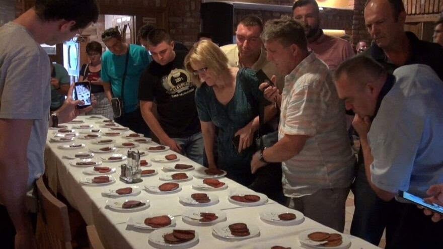 Šampion Kulenijade: U kulen ide samo najbolje meso, masnoća, sol, češnjak i paprika