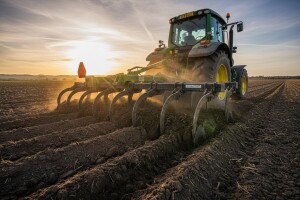 Kupovina poljoprivredne mehanizacije uz popust