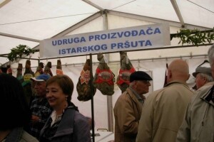 Hrvatski proizvod za hrvatski turizam
