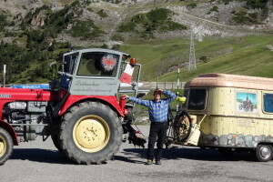 Kurt Kluckner: Traktorom starim 63 godine proputovao 11 tisuća kilometara i prešao 10 europskih zemalja