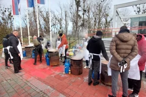 Poljoprivrednici u subotu ponovo kuvaju za studente