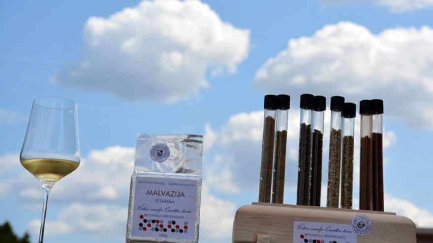 Hrvatski kvasac za proizvodnju hrvatskog vina!