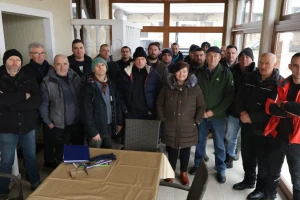 Dosta je! Usjeve nam uništava divljač, a Lovački savez i Ministarstvo se 'loptaju' s nama