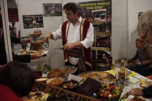 Laktaški sajam čuva tradiciju već četvrtu godinu