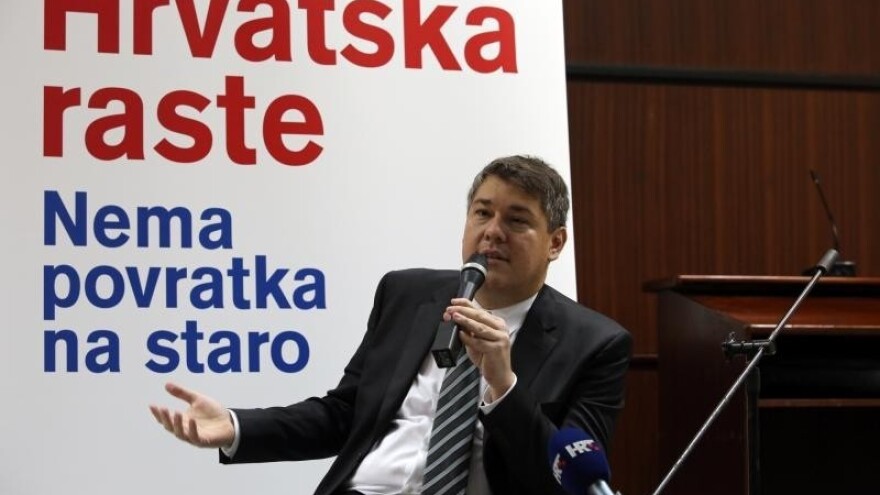 Lalovac: veliki javni dug zbog Petrokemije ili HPB-a