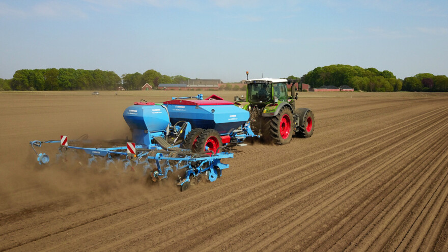 Sjetva u udvojene redove DeltaRow Azurit sijaćicom dala veće prinose kukuruza