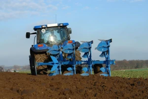 Plug LEMKEN EurOpal 9 i priključak VarioPack - najjači tandem za obradu zemljišta