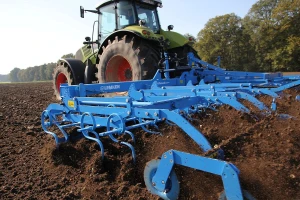 Setvospremač LEMKEN Korund pouzdan i pogodan za sve tipove zemljišta
