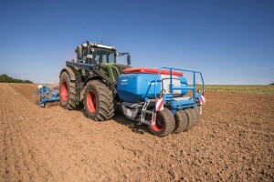LEMKEN predstavlja prednji spremnik Solitair 23 za sjetvu ili gnojidbu