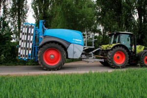Novost iz Lemkena - Vega priključna prskalica!