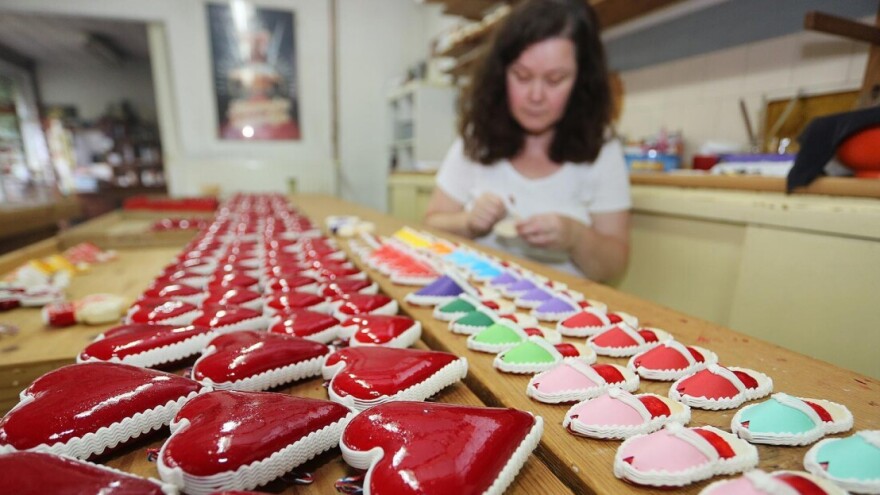 Od mirisa meda do crvenog sjaja: Kako su licitarska srca osvajala ljubavi i krasila domove