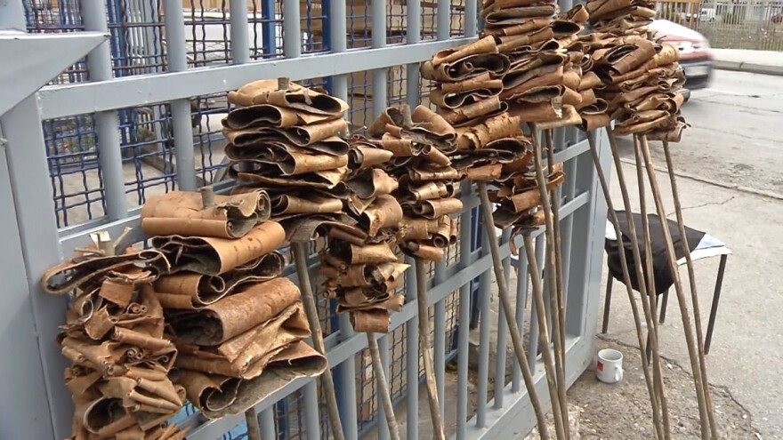 Zbog čega se ne treba držati tradicije paljenja lila uoči Petrovdana?