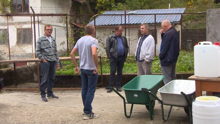 Čajniče: Linija za preradu voća omogućila proizvodnju zdravih sokova