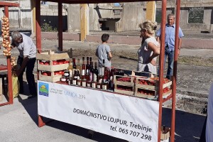 Sajam u Ivanici povezao proizvođače od Nevesinja preko Dubrovnika do Bileće