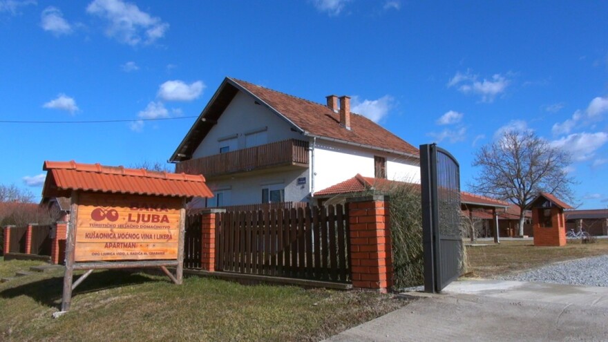 Od polja do stola - takvu hranu, ali i doživljaj nudi seosko domaćinstvo Baka Ljuba