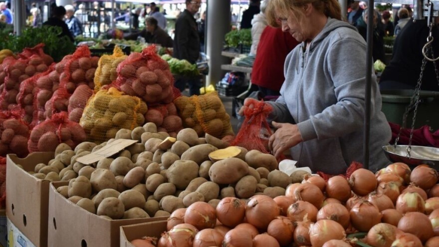 Skupa sadnja luka i krompira - manje povrća na jesen?