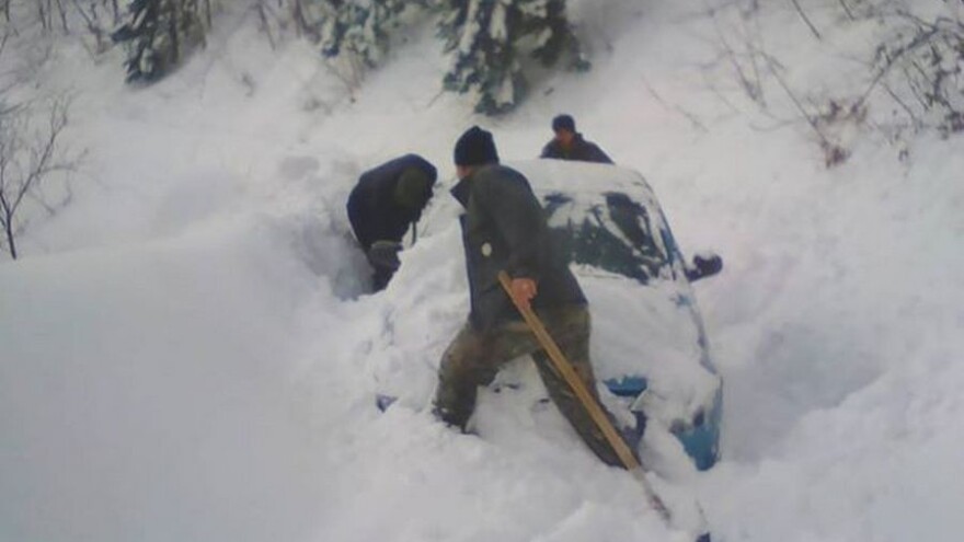 Sela Luka i Krušev Do zatrpana snijegom - FUCZ stigao u pomoć