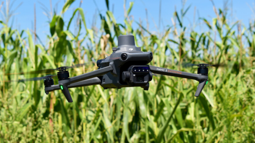 Kako se upotrebom drona u poljoprivredi štedi na raznim osnovama?