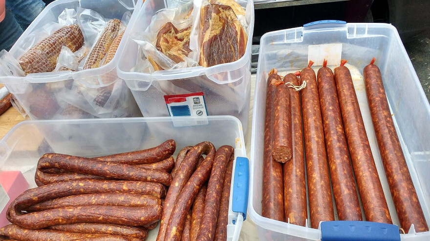 Zaplenjena i uništena tona hrane unesene iz Mađarske