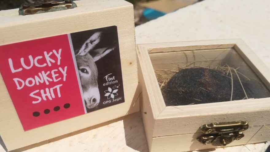 Srećni magareći izmet - suvenir sa Dugog otoka za koji se ne pita cena