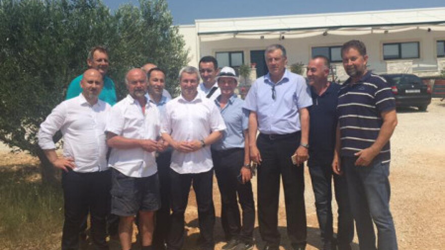 Organizacija za proizvođače maslinovog ulja?