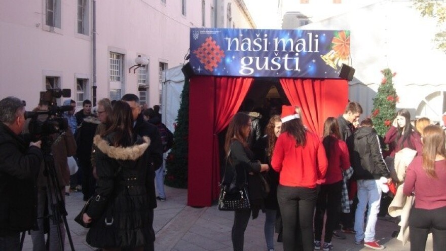 Mnoštvo izlagača na Malim guštima u Zadru