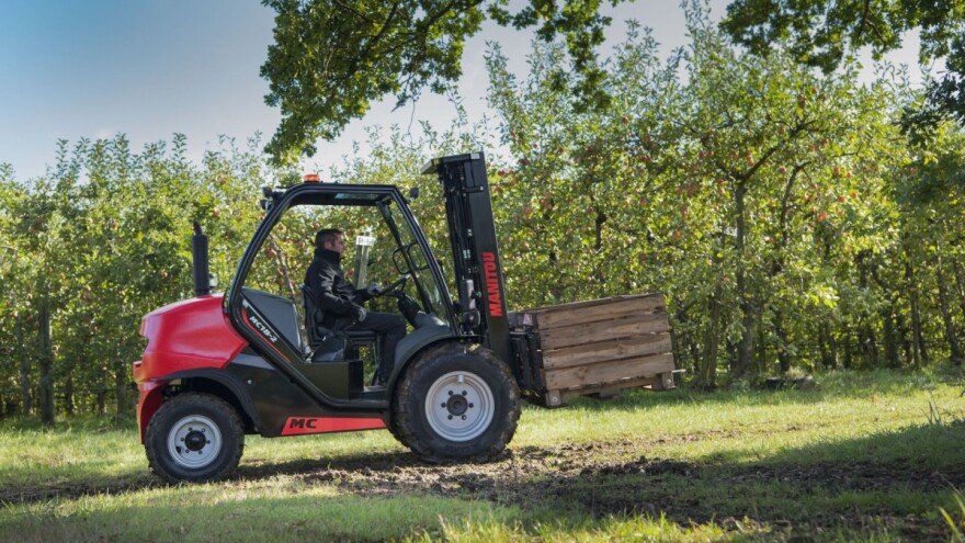 Manitou MC 18: Najveća udaljenost od tla i najbrži kompaktni viličar za teške terene na tržištu!