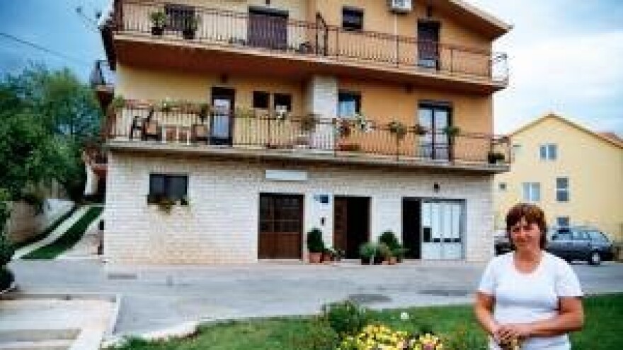 Obitelj Latinac u gradu na Cetini