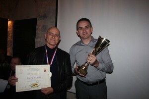 Ante Vulin šampion mladih maslinovih ulja, zlato osvojili Dunja i Ante Gotovina