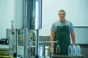 Matija Škrinjar se samozaposlio: Proizvodi 100 litara soka na sat