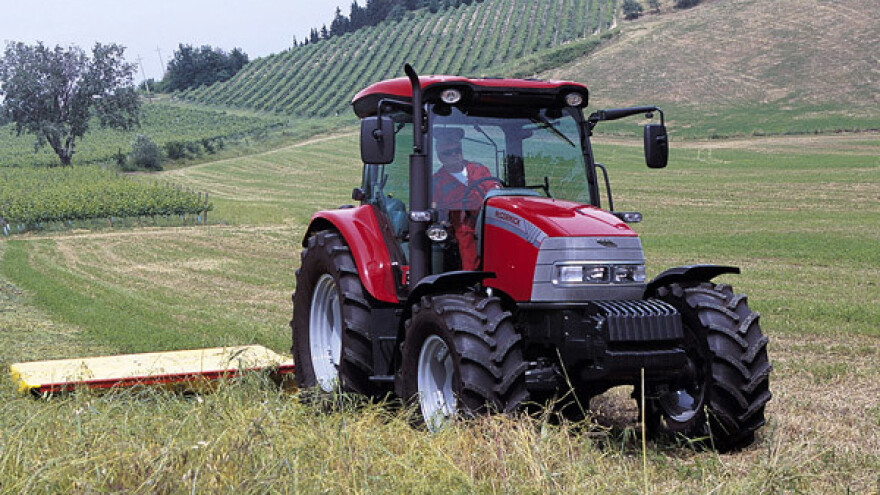 Traktor McCormick CX